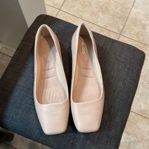 NWOT Nude Aldo Flex Square Toe Flat NEW 8 🥰